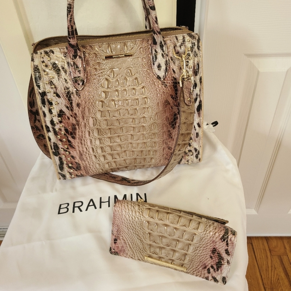 Brahmin Caroline w/ matching wallet